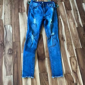 Skinny ripped jeans